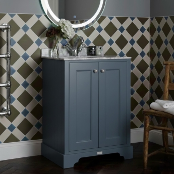 Bayswater Traditional 600mm 2-Door Floor Standing Vanity Unit | Product Image