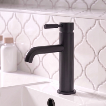 Delphi Axiom Lever Matt Black Single Lever Mono Basin Mixer Tap (inc Press Top Waste) | Product Image