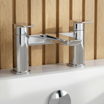 Delphi Dive Chrome Bath Filler Tap | Product Image
