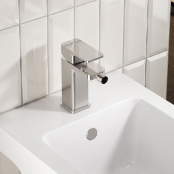 Delphi Edge Chrome Mono Bidet Mixer Tap (inc Pop-Up Waste) | Product Image