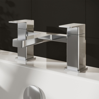 Delphi Fathom Chrome Bath Filler Tap | Product Image