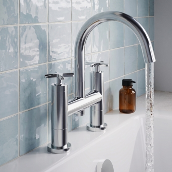 Delphi Sedona Chrome Pillar Mounted Bath Filler Tap | Product Image