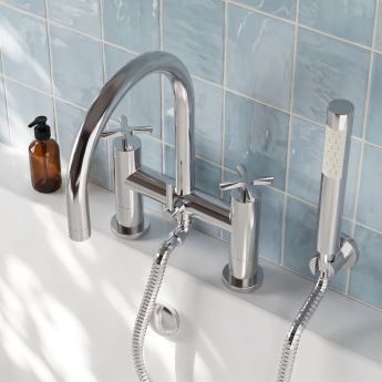 Delphi Sedona Chrome Pillar Mounted Bath Shower Mixer Tap (inc Kit) | Product Image