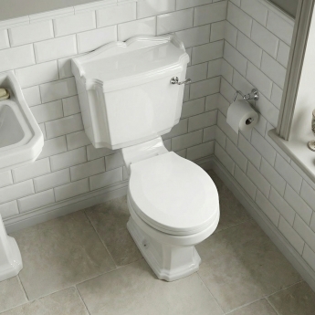 Delphi Sovereign Traditional Close Coupled Toilet (inc Standard White Seat) | Product Image