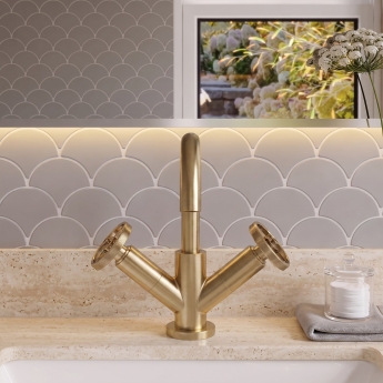 Delphi Turbine Brushed Brass Mono Basin Mixer Tap (inc Press Top Waste) | Product Image