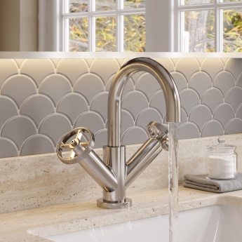 Delphi Turbine Chrome Mono Basin Mixer Tap (inc Press Top Waste) | Product Image
