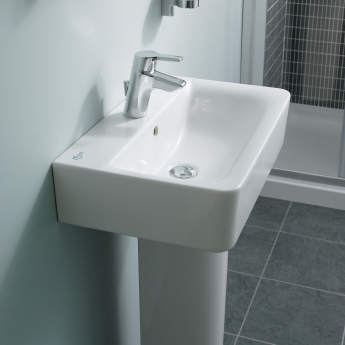 Ideal Standard Concept Cube Short Projection Basin and Full Pedestal 550mm Wide 1 Tap Hole | Product Image
