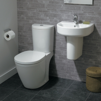 Ideal Standard Concept Cube Close Coupled Toilet Push Button Cistern - Standard Seat