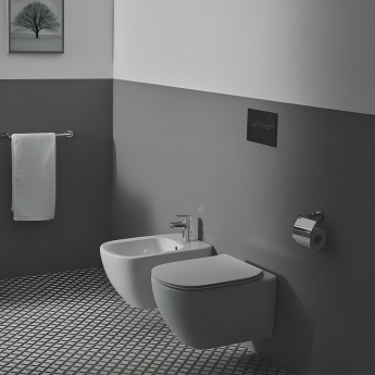 Ideal Standard Tesi Wall Hung Toilet - Slim Soft Close Seat and Cover