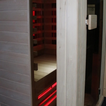 Insignia Far Infrared Rectangular Indoor Sauna Cabin 1000mm x 900mm - 5mm Glass