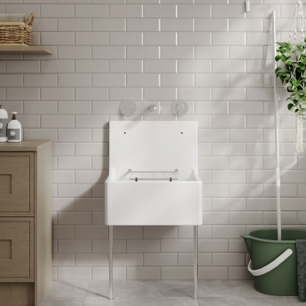 Nuie Cleaner Fireclay Kitchen Sink with Leg and Bracket 515mm L x 393mm W - White