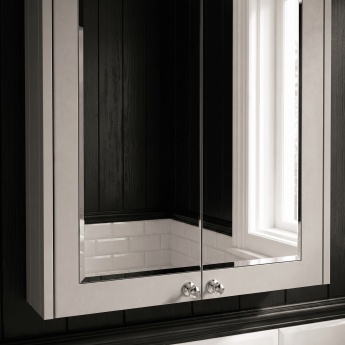Old London Ashwick 600mm 2-Door Mirrored Bathroom Cabinet | Product Image