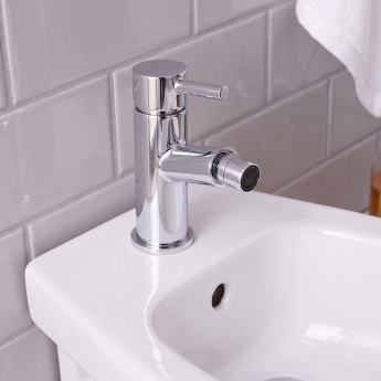 Prestige Plan Mono Bidet Mixer Tap with Pop Up Waste - Chrome | Product Image