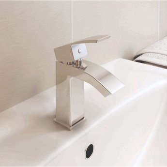 RAK Metropolitan Mini Mono Basin Mixer Tap - Chrome