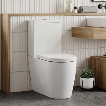 Signature Select Close Coupled Toilet (inc Soft Close Seat) | Product Image