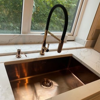 The 1810 Company Spirale Knurled Brushed Steel Spout Sink Mixer Tap with Flexible Hose - Black