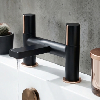Verona Galleria Matt Black Bath Filler Tap | Product Image