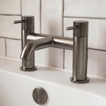 Verona Rivenza Fluted Gunmetal Bath Filler Tap | Product Image