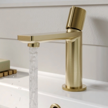 Verona Velora Brushed Brass Basin Mixer Tap (inc Waste) | Product Image