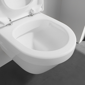 Villeroy & Boch Architectura Round Rimless Wall Hung Toilet 480mm Projection - Soft Close Seat