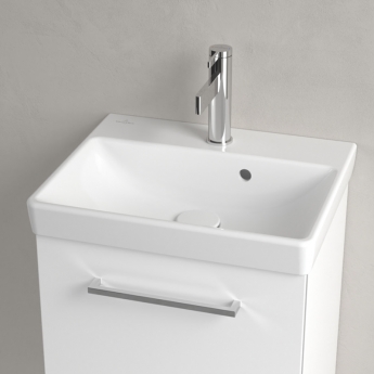 Villeroy & Boch Avento Wall Hung Basin 450mm Wide - 1 Tap Hole