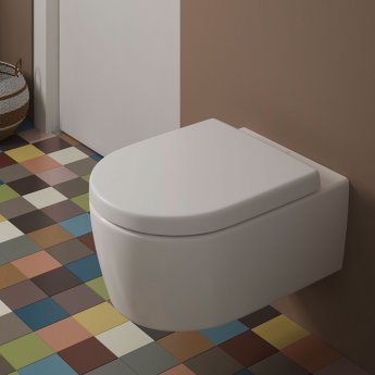 Villeroy & Boch Avento Rimless Wall Hung Toilet with Soft Close Seat
