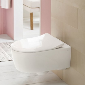 Villeroy & Boch Avento Rimless Wall Hung Toilet with Slim Seat