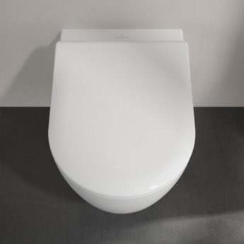 Villeroy & Boch Avento Rimless Wall Hung Toilet with Slim Seat