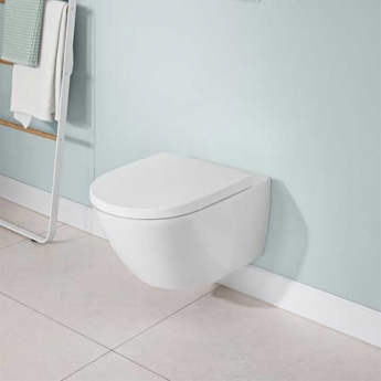 Villeroy & Boch Subway 3.0 Rimless Wall Hung Toilet with TwistFlush - Soft Close Seat