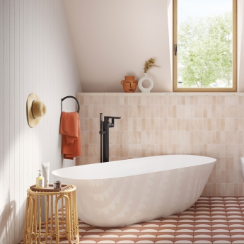 Villeroy & Boch Theano Freestanding Quaryl Bath