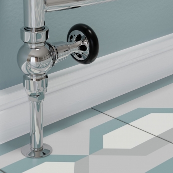 West Commodore Traditional Straight Manual Radiator Valve and Lockshield - Chrome