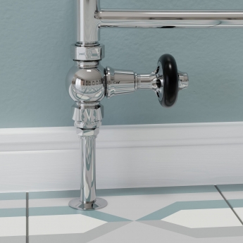 West Commodore Traditional Straight Manual Radiator Valve and Lockshield - Chrome