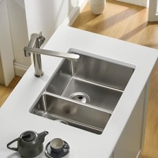 Abode Matrix R15 1.5 Bowl Stainless Steel Undermount Kitchen Sink 580mm x 440mm