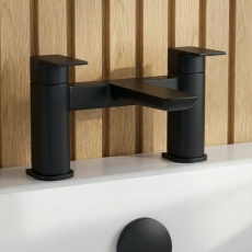 Delphi Dive Matt Black Bath Filler Tap