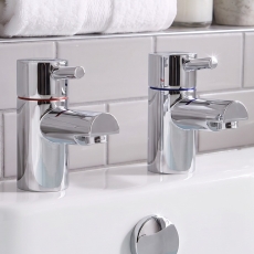Prestige Plan Bath Taps Pair Chrome