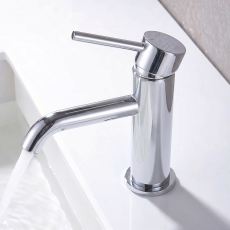 Verona Rivenza Chrome Basin Mixer Tap (inc Waste)