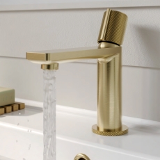 Verona Velora Brushed Brass Basin Mixer Tap (inc Waste)